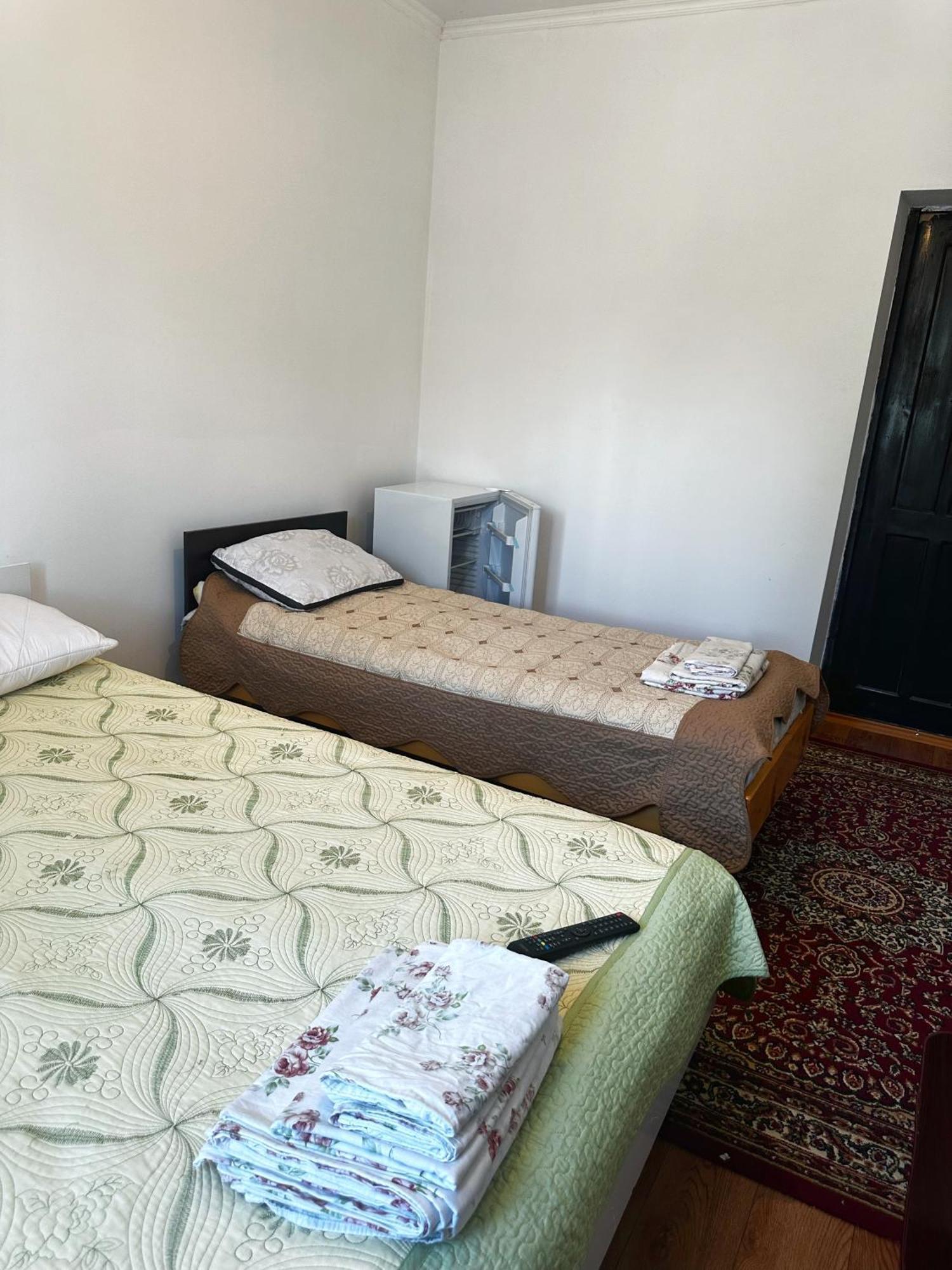 Guest House Arbat 乔尔蓬阿塔 外观 照片