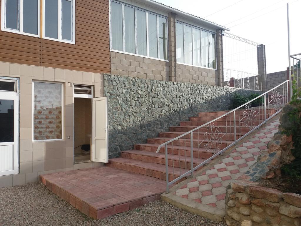 Guest House Arbat 乔尔蓬阿塔 外观 照片